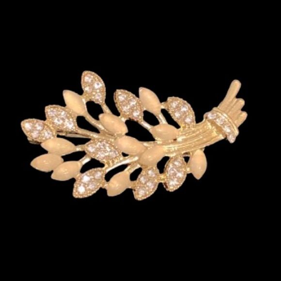 Golden Wheat Brooch with Crystals Feminine Nature Symbol - Picture 4 of 10